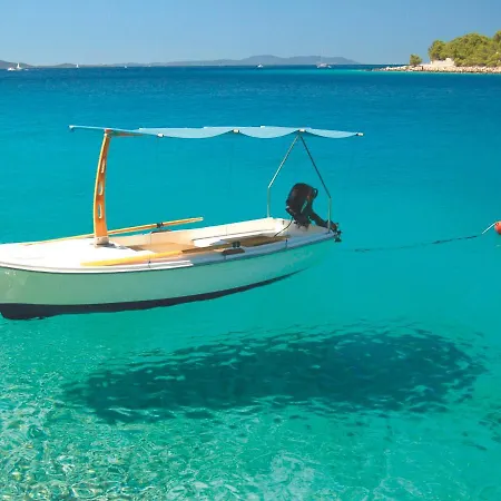Marinac *